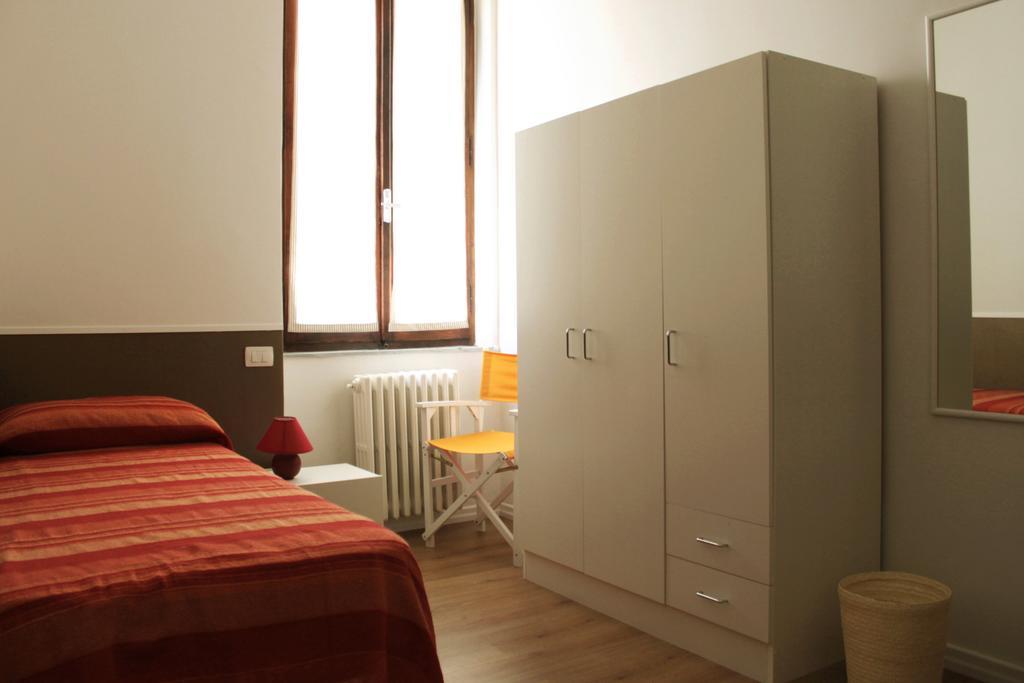 Bed and Breakfast Pino Marittimo Чивитанова-Марке Номер фото